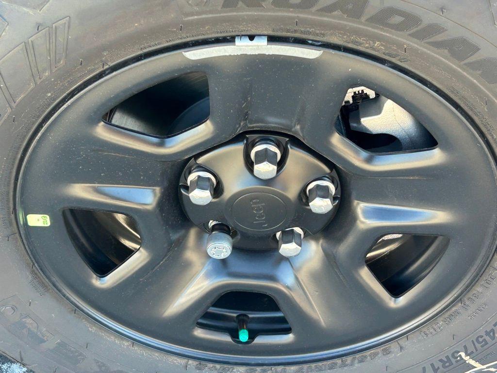 new 2026 Jeep Wrangler car, priced at $37,512