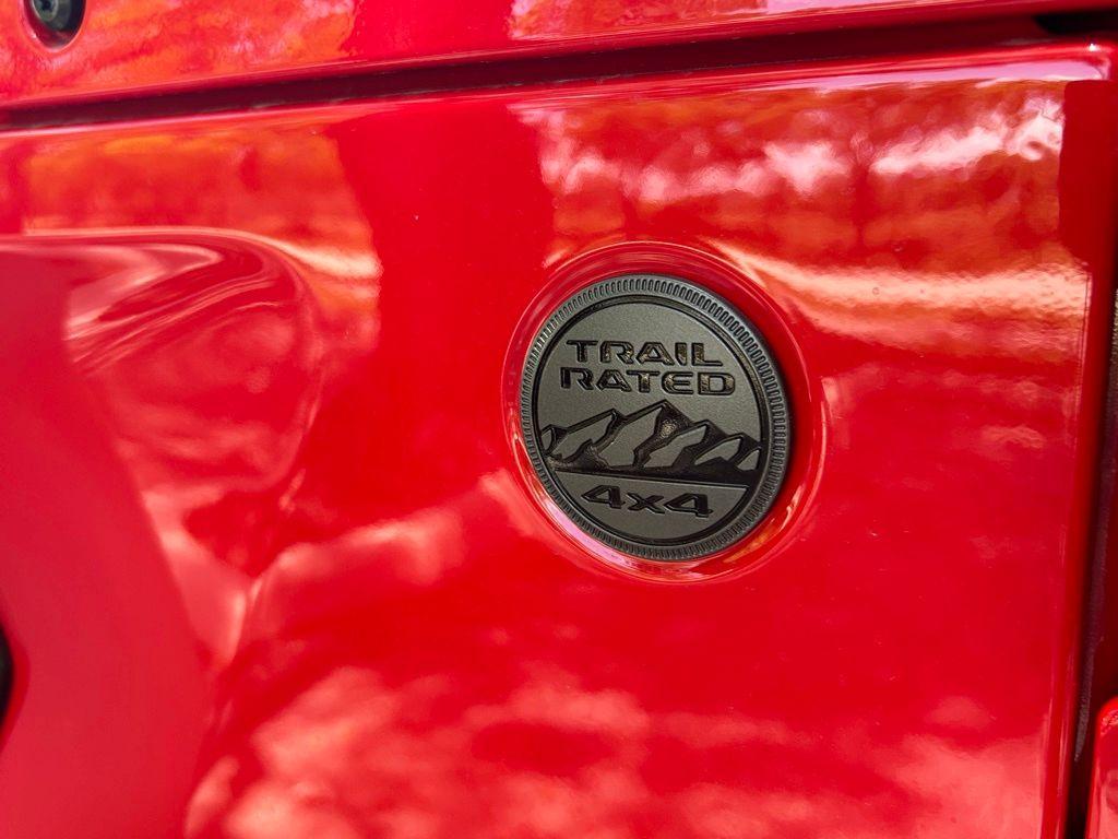 new 2025 Jeep Wrangler car, priced at $34,002