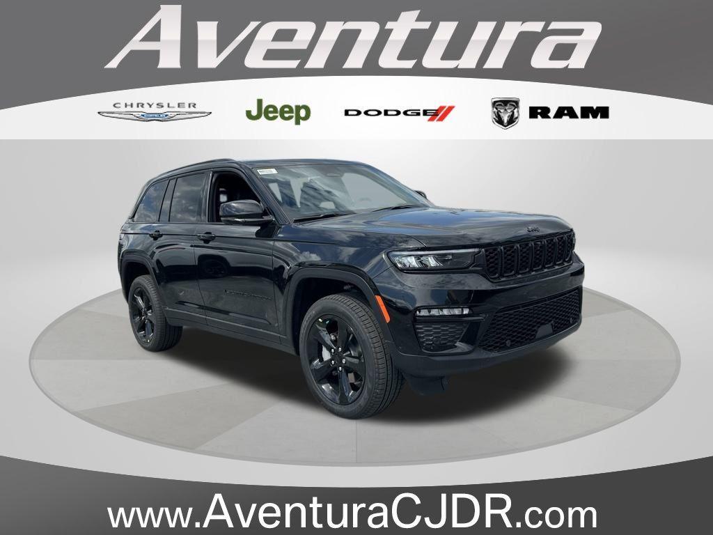 new 2025 Jeep Grand Cherokee car, priced at $47,000