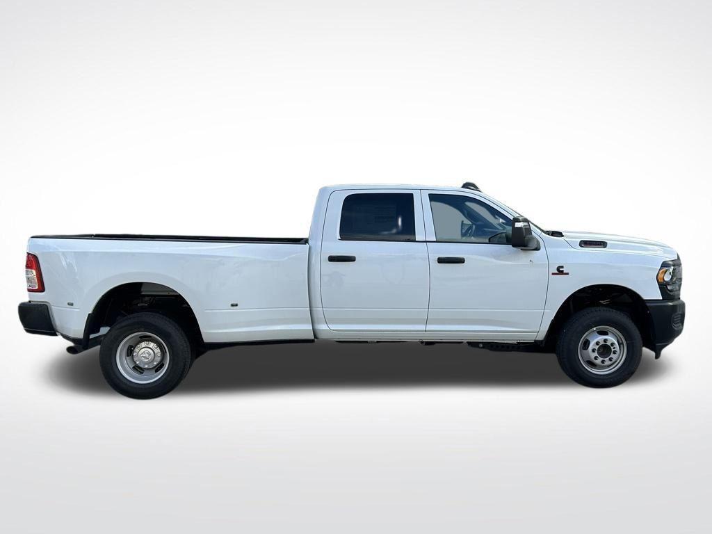 new 2024 Ram 3500 car, priced at $57,974