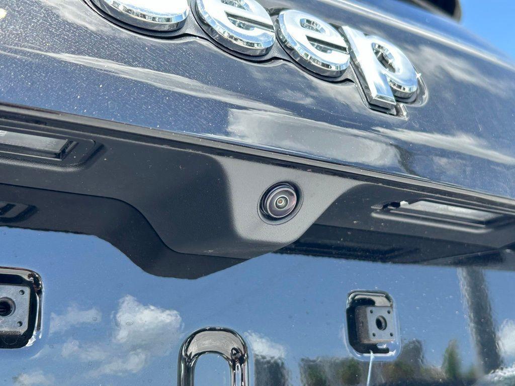 new 2025 Jeep Compass car, priced at $23,899