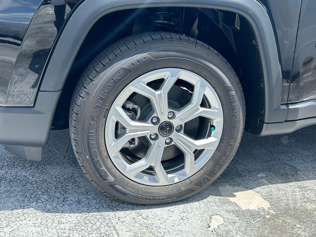 new 2025 Jeep Compass car, priced at $23,899