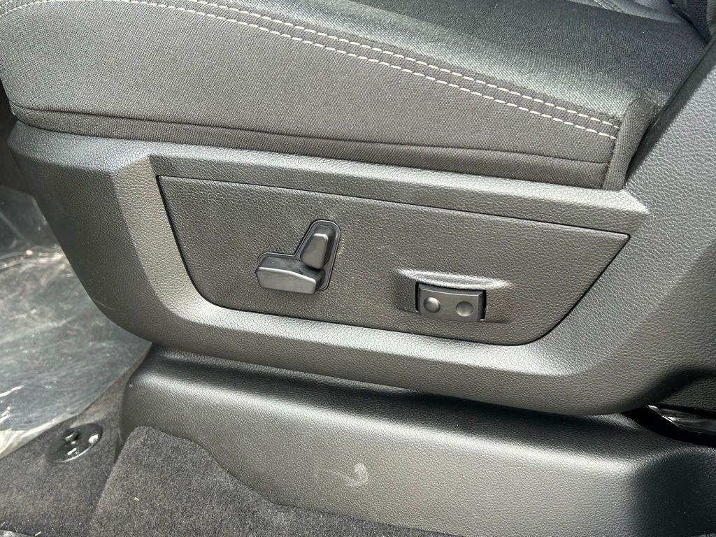 new 2025 Ram 2500 car, priced at $59,563