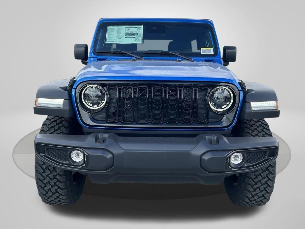 new 2025 Jeep Wrangler car, priced at $39,723