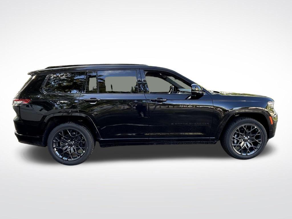 new 2025 Jeep Grand Cherokee car, priced at $57,018