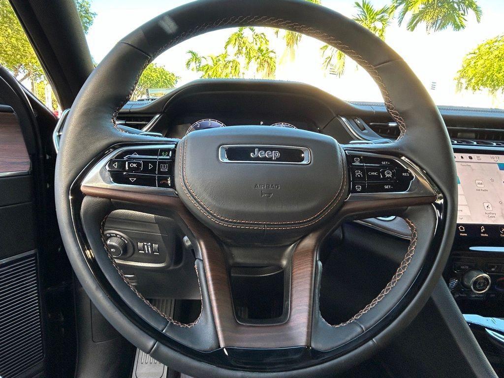 new 2025 Jeep Grand Cherokee car, priced at $57,018