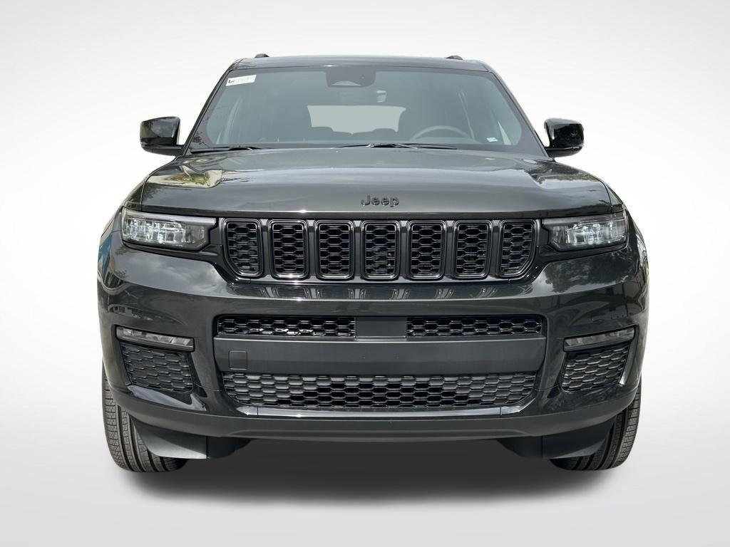 new 2025 Jeep Grand Cherokee L car, priced at $42,592