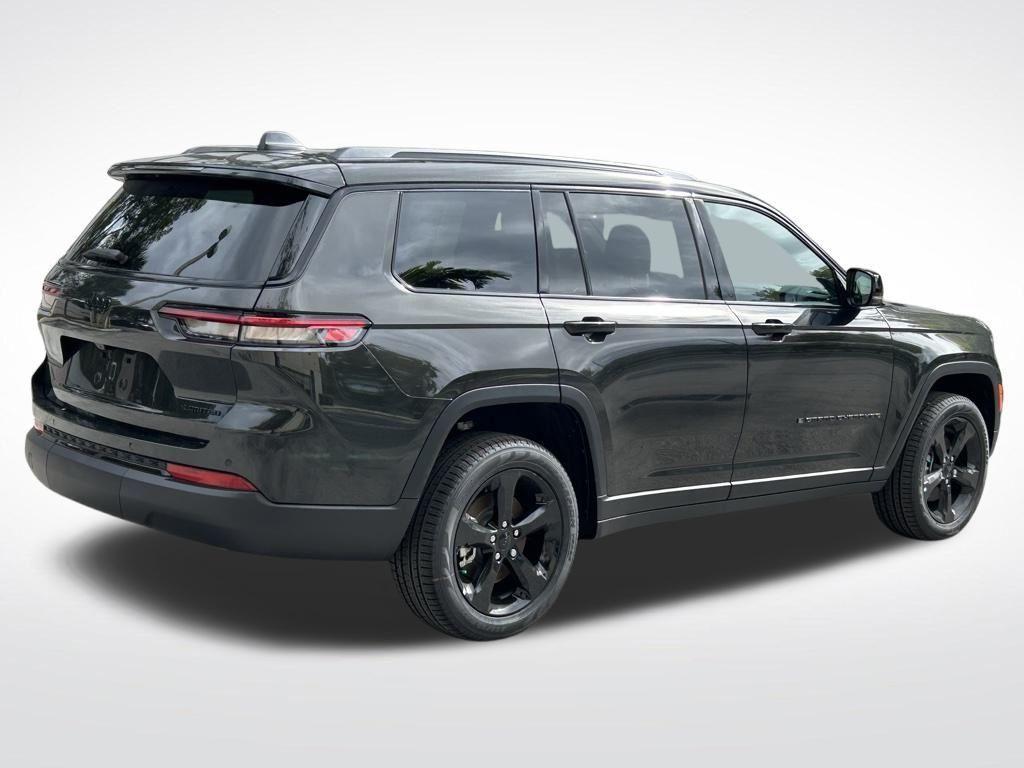 new 2025 Jeep Grand Cherokee L car, priced at $42,592