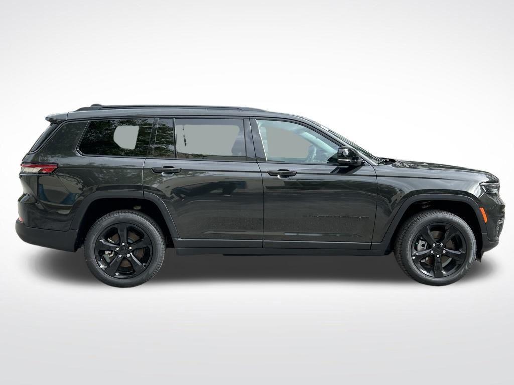 new 2025 Jeep Grand Cherokee L car, priced at $42,592