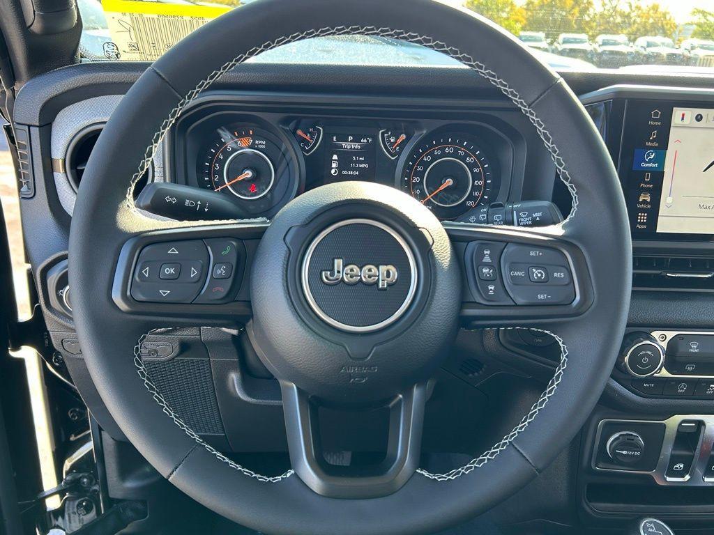 new 2025 Jeep Wrangler car, priced at $33,158