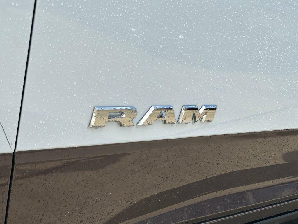 new 2024 Ram 3500 car, priced at $80,713