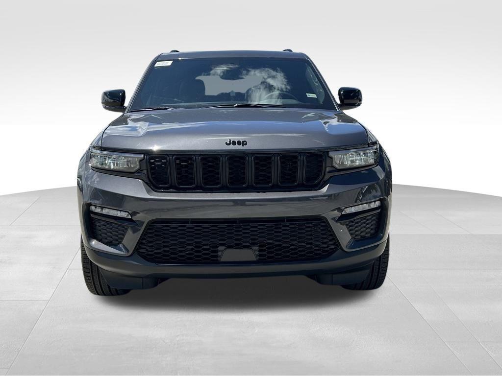 new 2024 Jeep Grand Cherokee car, priced at $36,996