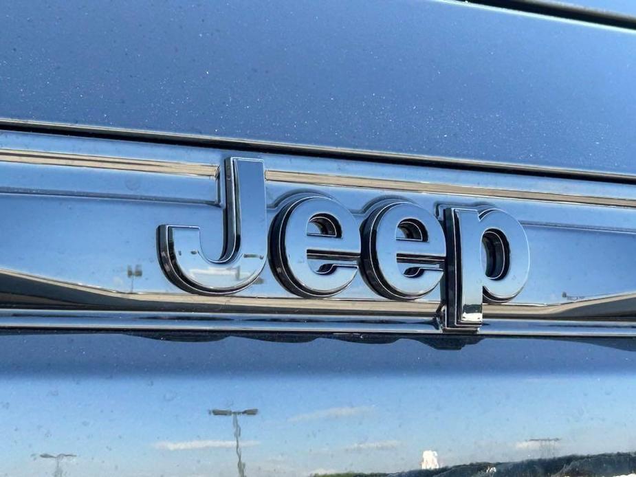 new 2024 Jeep Grand Cherokee car, priced at $39,557