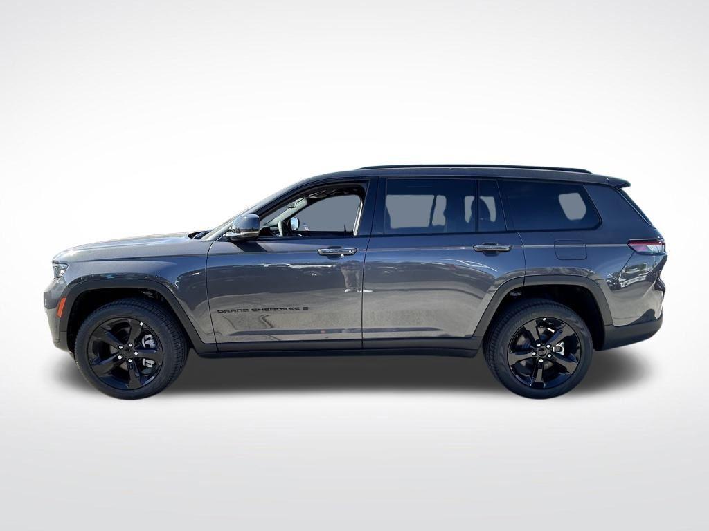 new 2025 Jeep Grand Cherokee L car, priced at $42,587