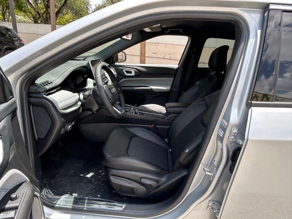 new 2025 Jeep Compass car, priced at $24,102