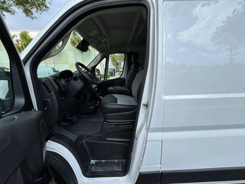 new 2024 Ram ProMaster 3500 car, priced at $52,541