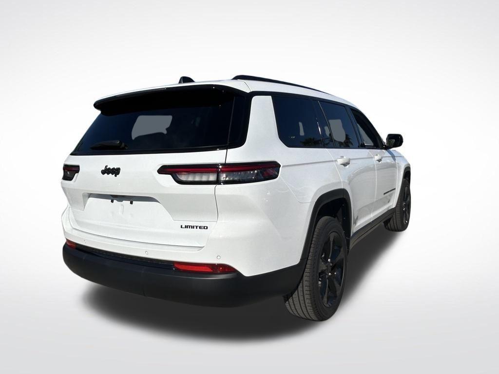 new 2025 Jeep Grand Cherokee L car, priced at $42,074