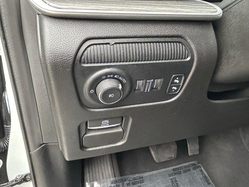 used 2024 Jeep Wagoneer car, priced at $39,961