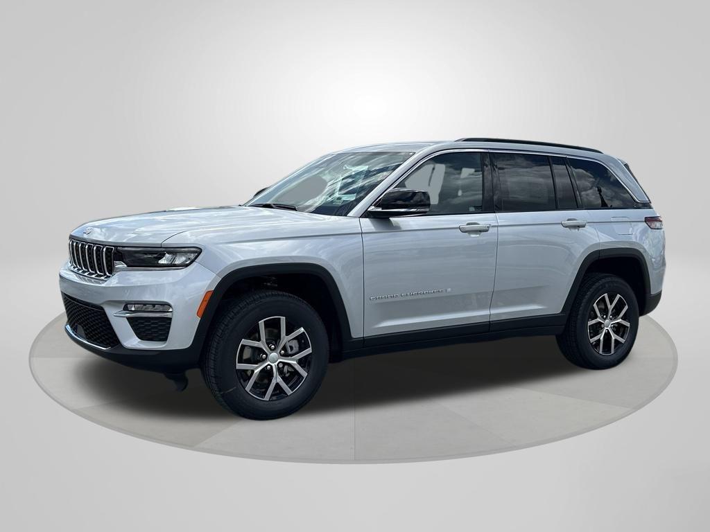 new 2025 Jeep Grand Cherokee car, priced at $31,190