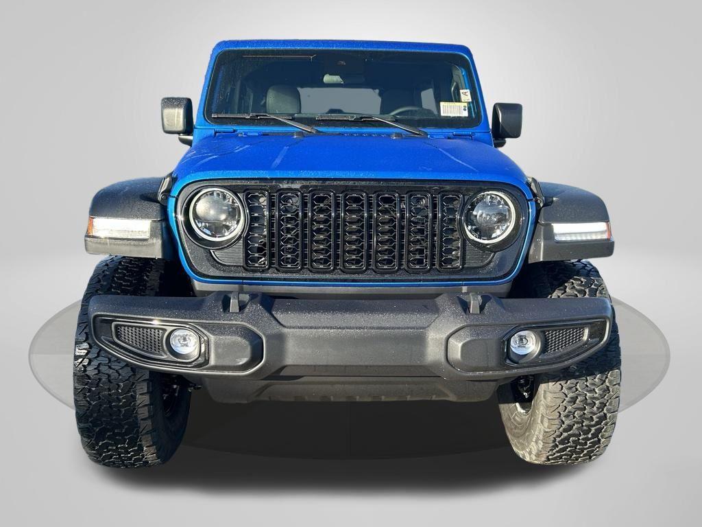 new 2025 Jeep Wrangler car, priced at $47,711