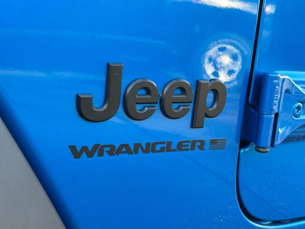 new 2025 Jeep Wrangler car, priced at $49,884