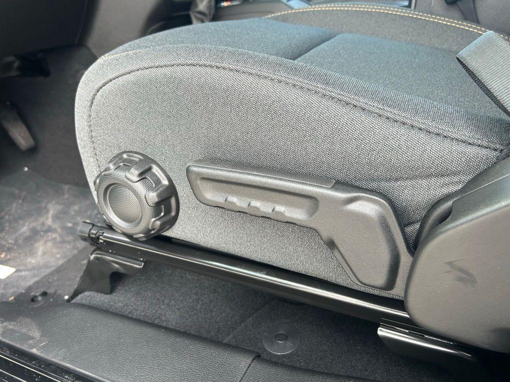new 2025 Jeep Gladiator car, priced at $40,788