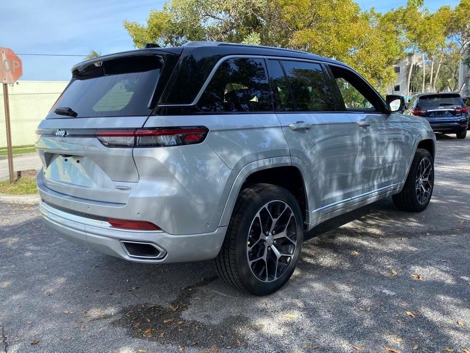 new 2022 Jeep Grand Cherokee 4xe car, priced at $69,175
