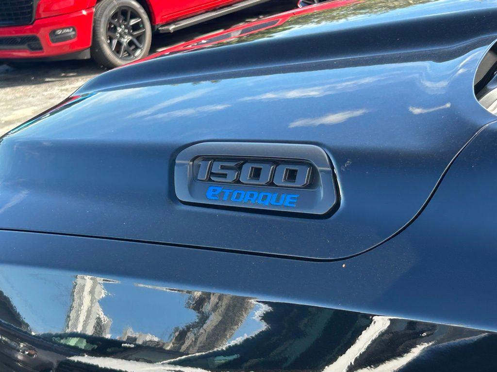new 2025 Ram 1500 car, priced at $50,952