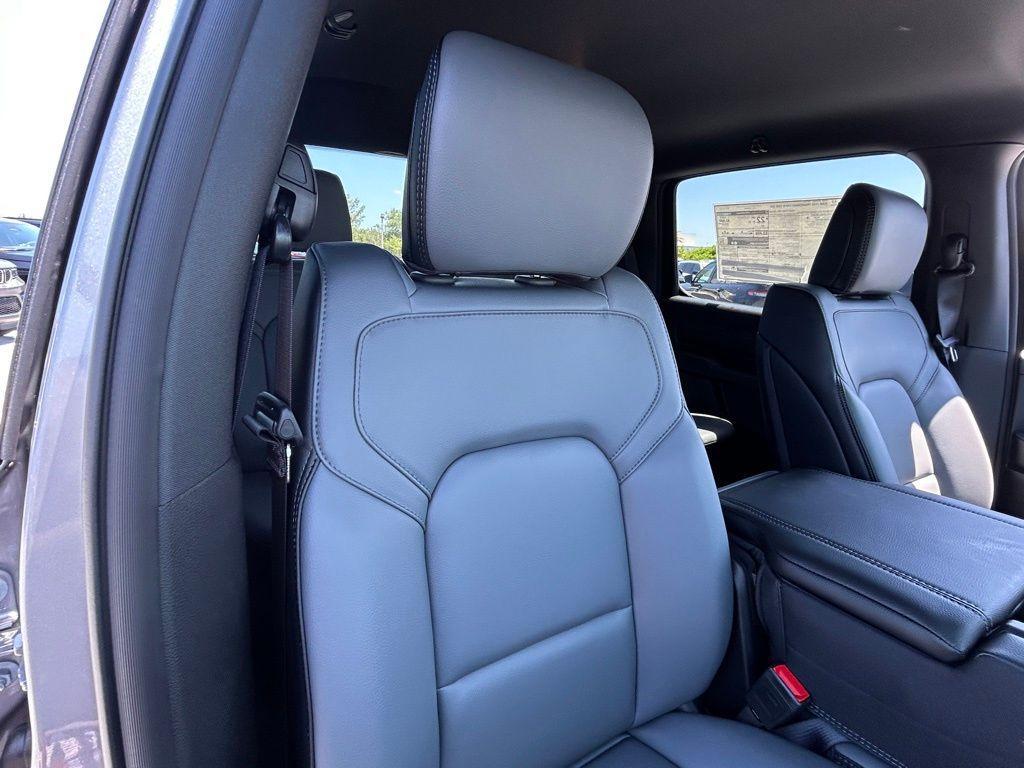 new 2025 Ram 1500 car, priced at $34,293