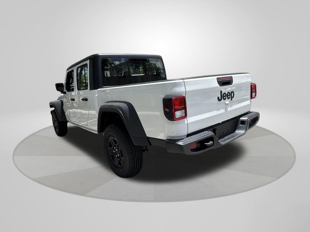 new 2025 Jeep Gladiator car, priced at $40,082