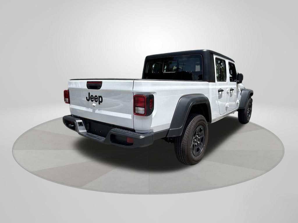new 2025 Jeep Gladiator car, priced at $40,082