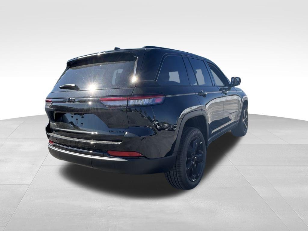 new 2025 Jeep Grand Cherokee car, priced at $37,326