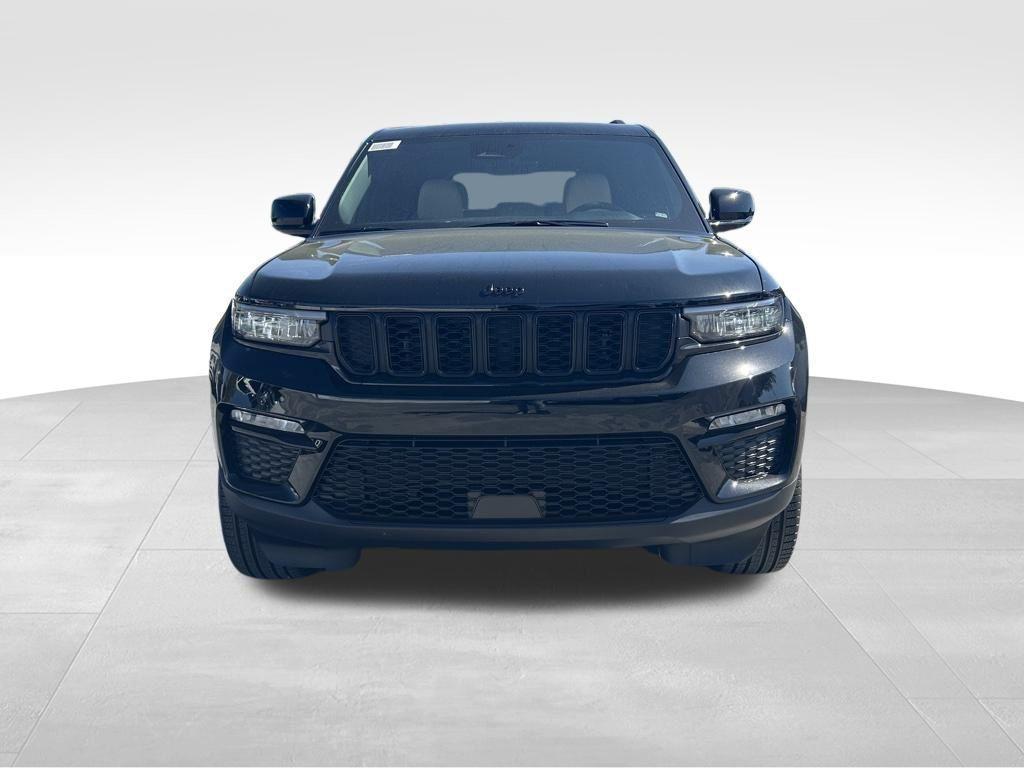 new 2025 Jeep Grand Cherokee car, priced at $37,326