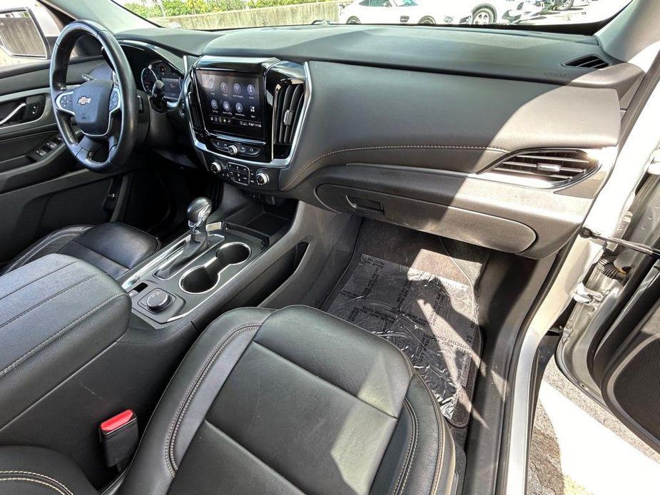 used 2021 Chevrolet Traverse car, priced at $25,707