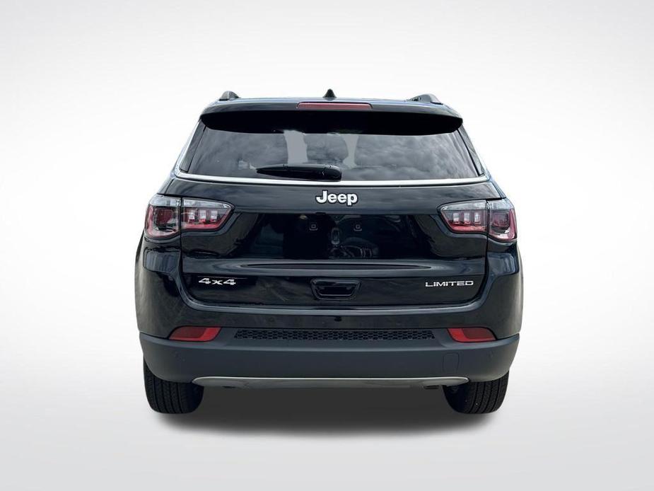 new 2024 Jeep Compass car, priced at $27,746