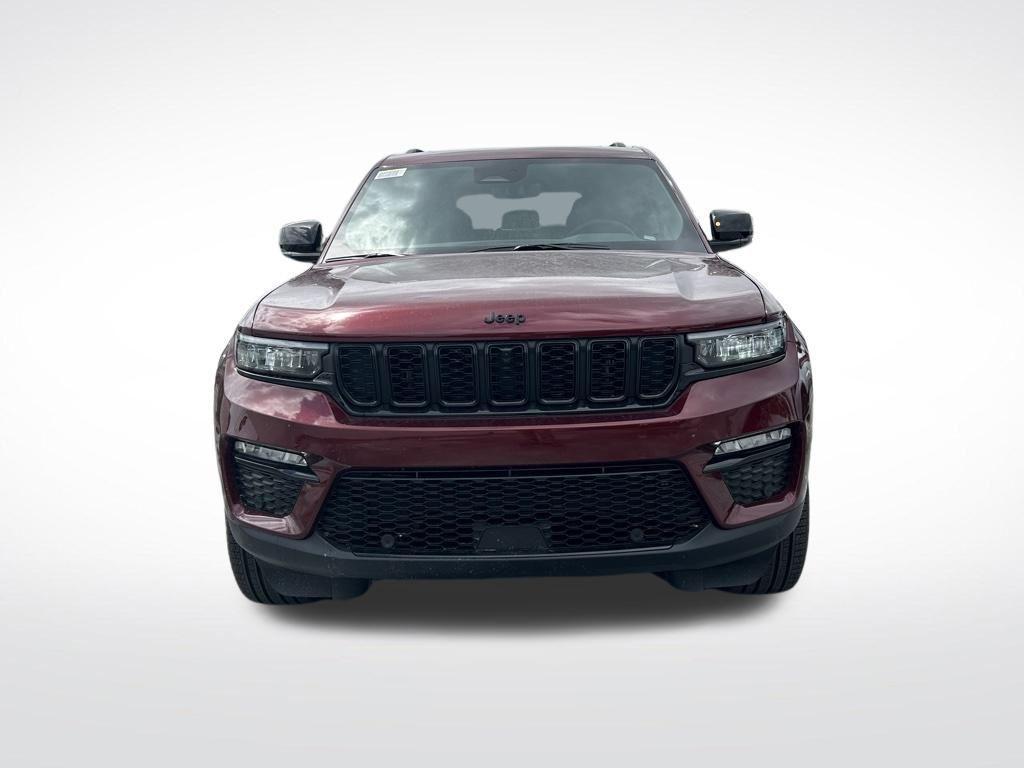 new 2025 Jeep Grand Cherokee car, priced at $43,604