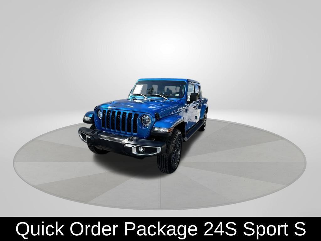 used 2022 Jeep Gladiator car, priced at $23,149