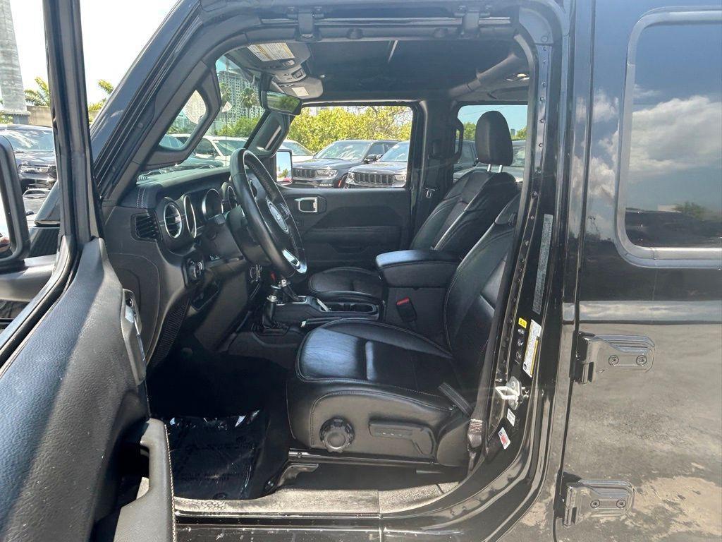 used 2022 Jeep Wrangler Unlimited car, priced at $33,900