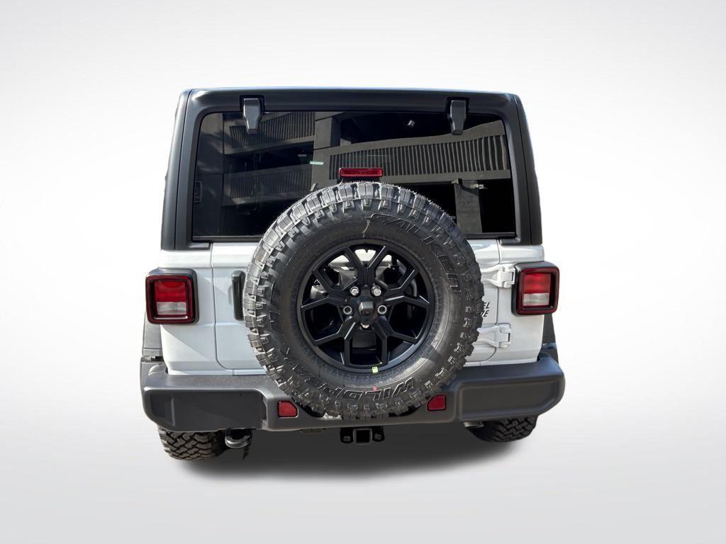 new 2025 Jeep Wrangler car, priced at $41,374