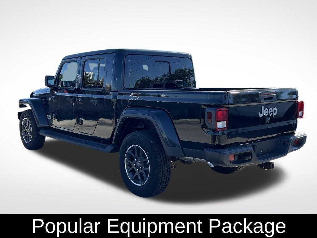 used 2022 Jeep Gladiator car, priced at $37,339