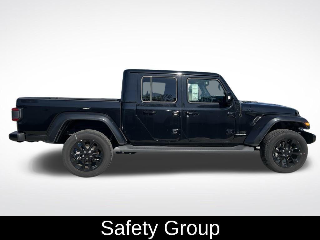 used 2022 Jeep Gladiator car, priced at $43,768