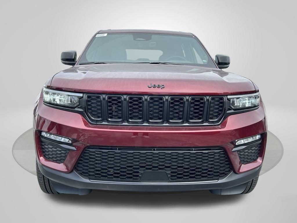 new 2025 Jeep Grand Cherokee car, priced at $37,163