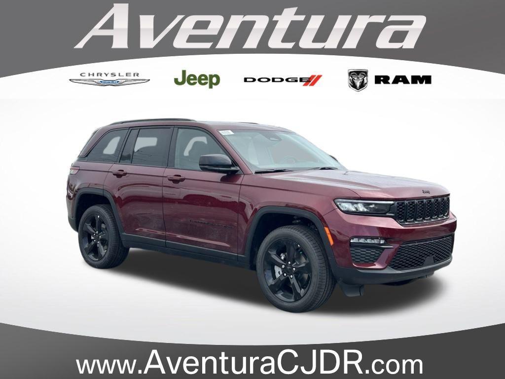 new 2025 Jeep Grand Cherokee car, priced at $42,014