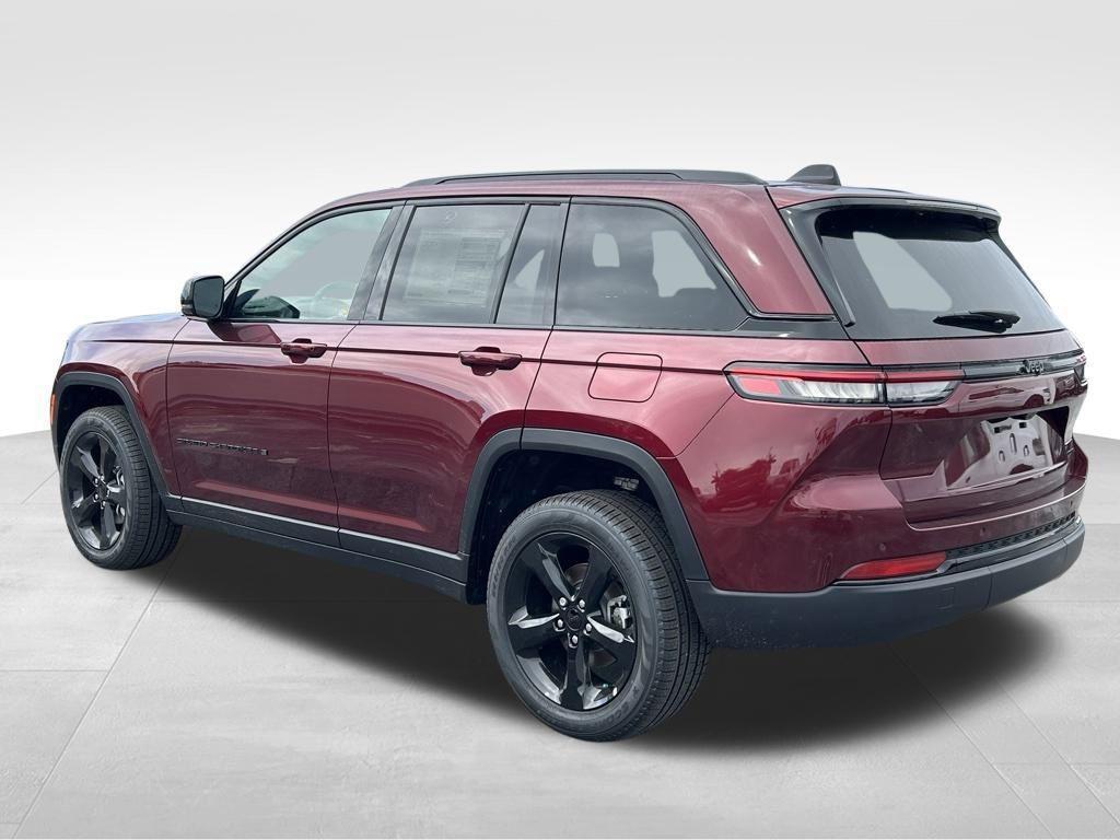 new 2025 Jeep Grand Cherokee car, priced at $39,514