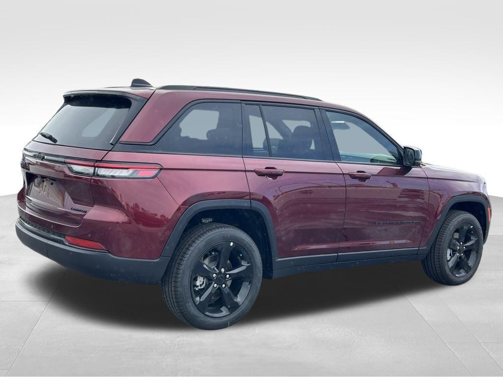 new 2025 Jeep Grand Cherokee car, priced at $39,514