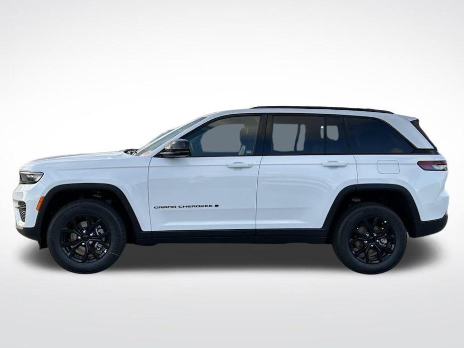 new 2024 Jeep Grand Cherokee car, priced at $35,148