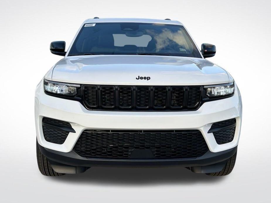 new 2024 Jeep Grand Cherokee car, priced at $35,148