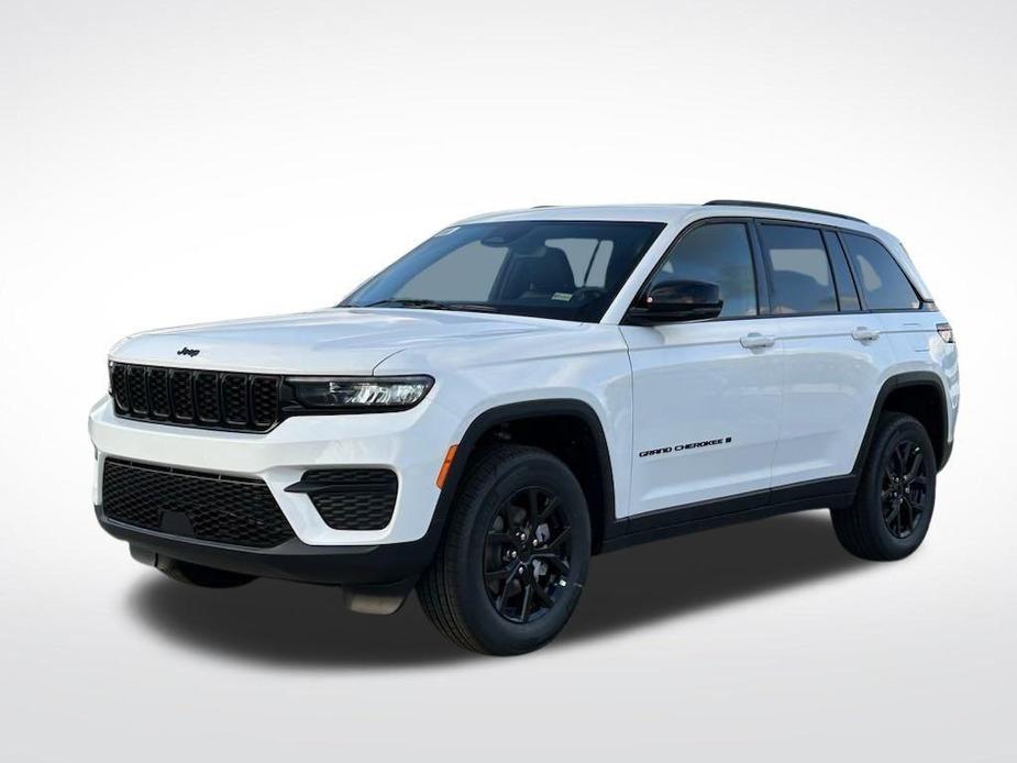 new 2024 Jeep Grand Cherokee car, priced at $35,148