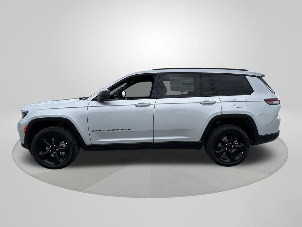 new 2025 Jeep Grand Cherokee L car, priced at $40,278