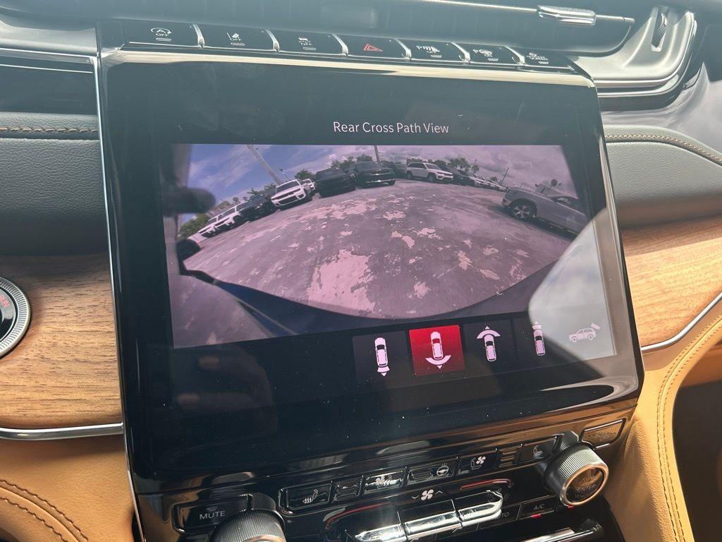 new 2025 Jeep Grand Cherokee L car, priced at $57,119